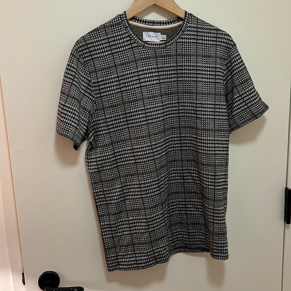 TopMan Lightweight Short Sleeve Sweater - Size Large - Hatch Pattern